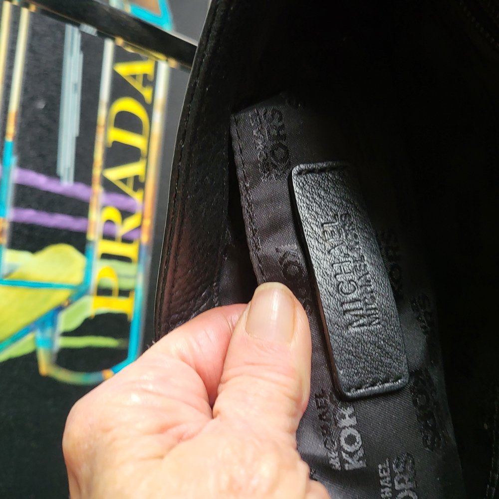 Michael Kors Black Leather Shoulder Bag - Picture 6 of 8